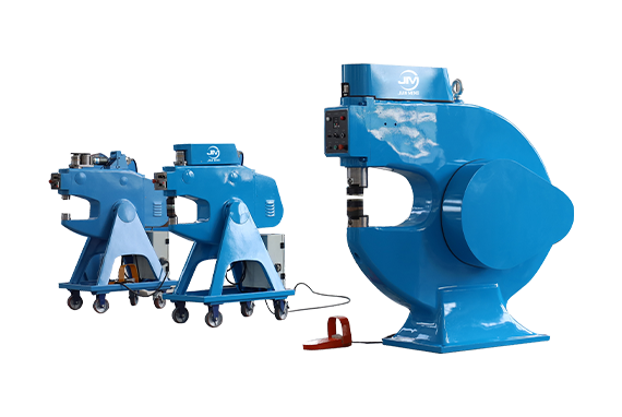 Forming machine